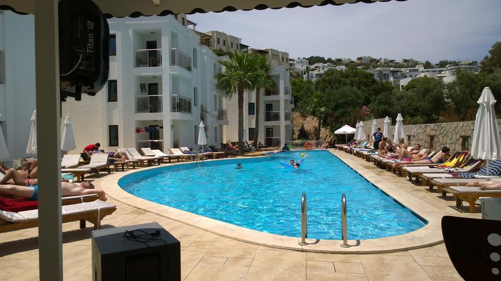 Costa Queen Suites Gümbet Exteriér fotografie