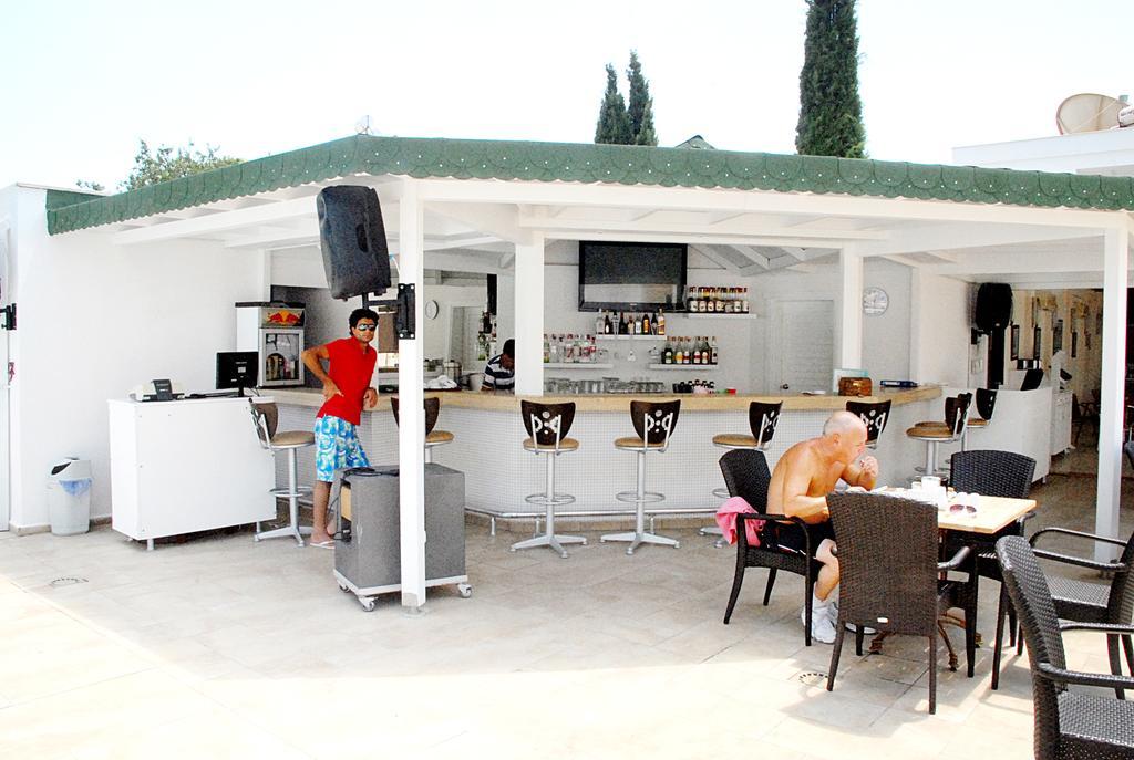 Costa Queen Suites Gümbet Exteriér fotografie