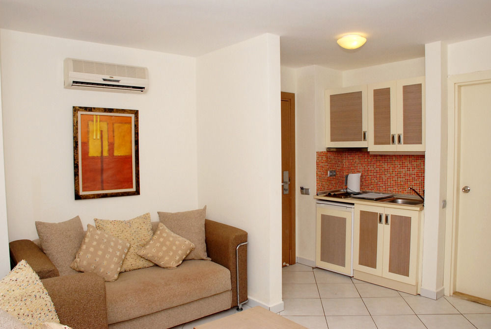 Costa Queen Suites Gümbet Exteriér fotografie