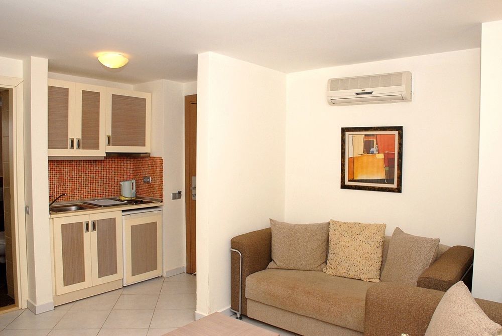 Costa Queen Suites Gümbet Exteriér fotografie