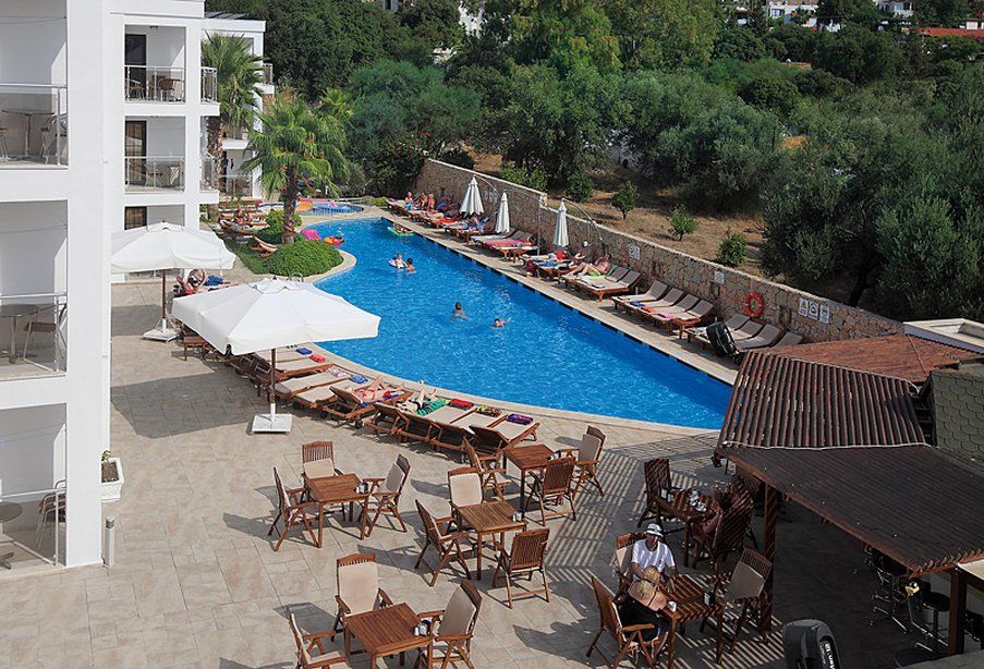 Costa Queen Suites Gümbet Exteriér fotografie