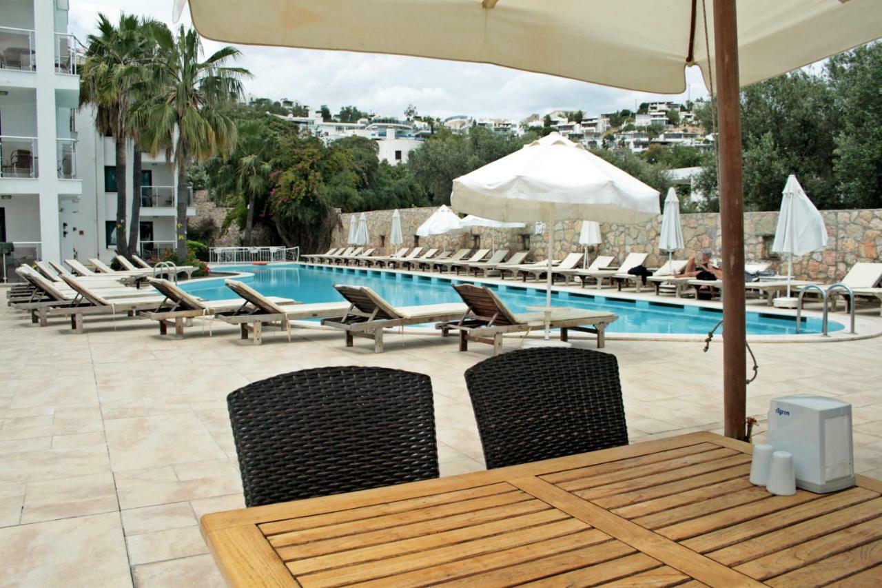 Costa Queen Suites Gümbet Exteriér fotografie